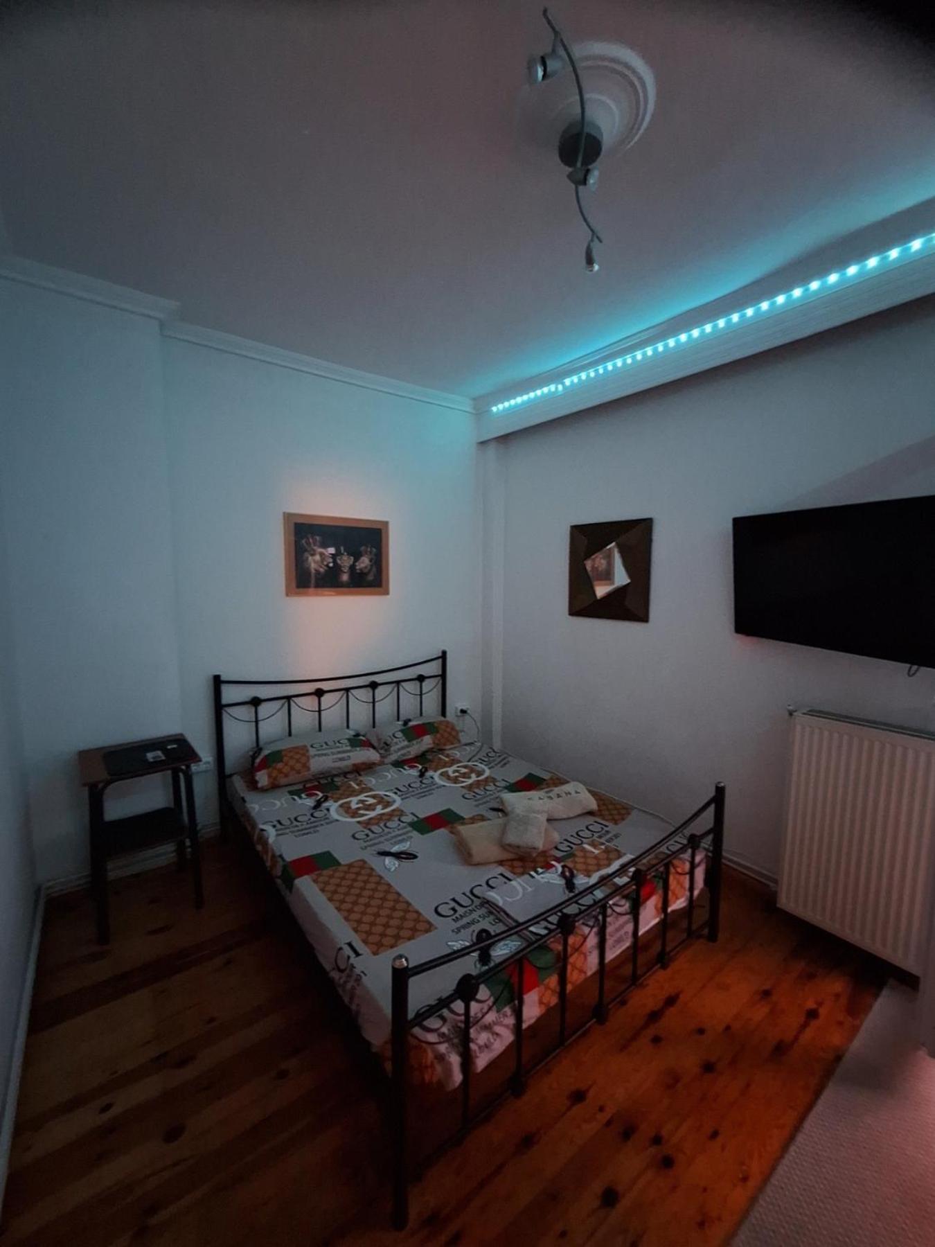 Queen Suites 60M2 Thessaloniki Exterior foto