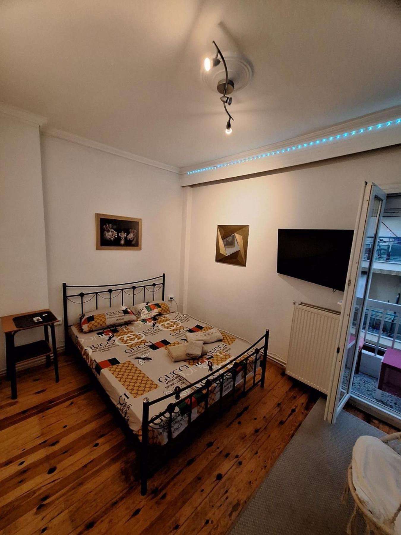Queen Suites 60M2 Thessaloniki Exterior foto